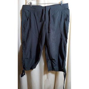 Nike Size XL Grey Capri Shorts